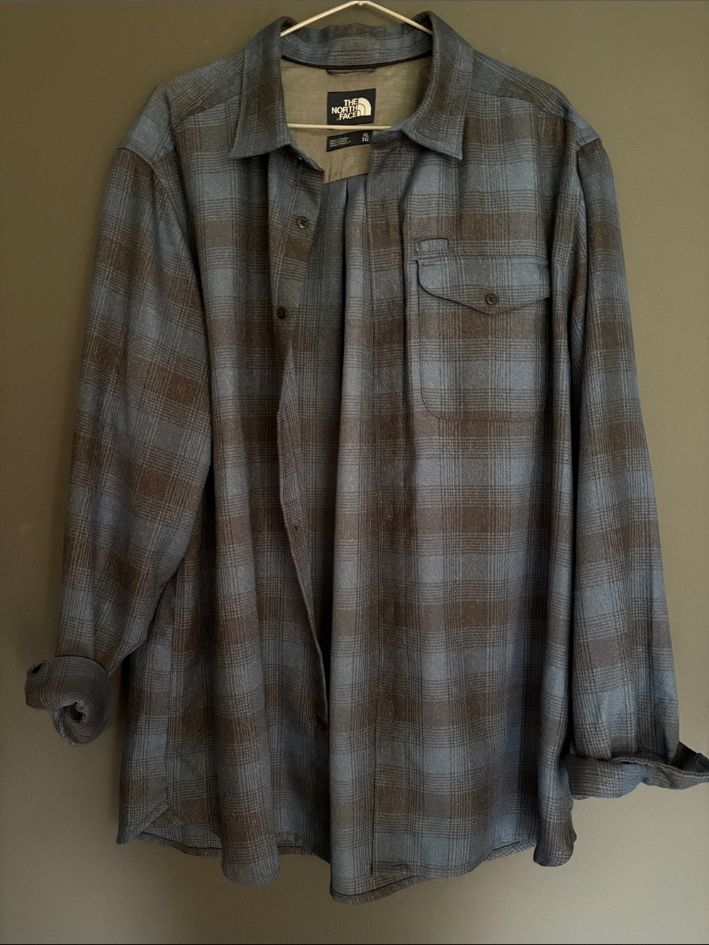 The North Face XL Men's Blue & Gray Plaid Shirt